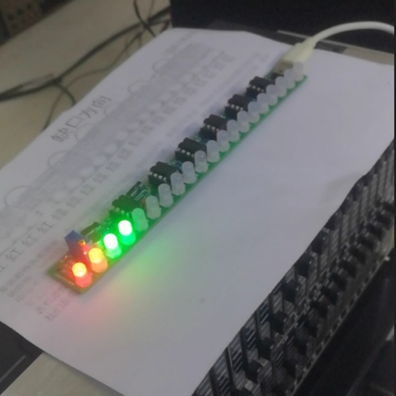 مجموعة KHXC 1: طقم إضاءة طيف ص - مراجعة Audio Music Volume وسعره